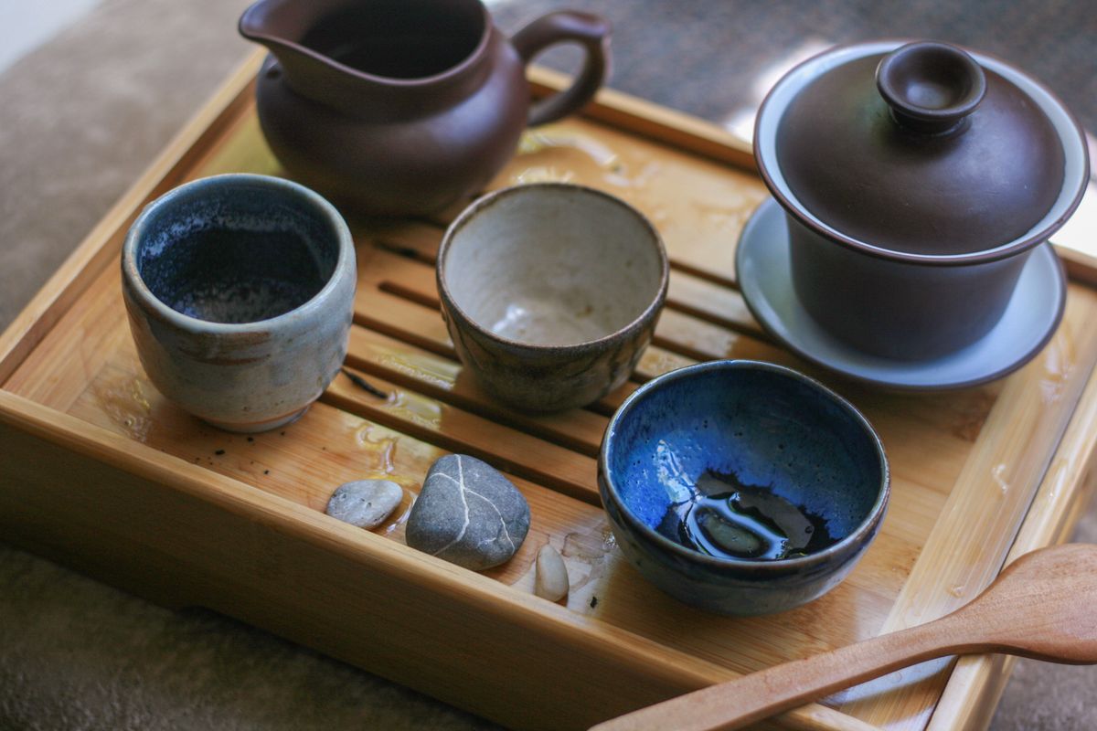 Chinese tea set on bamboo tray